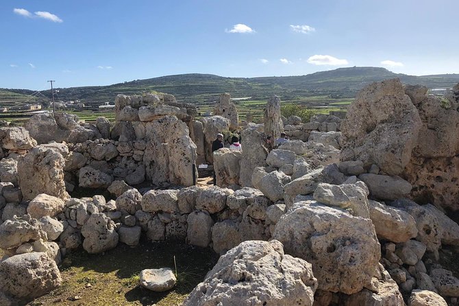 An Exclusive Private day trip around Malta - Blue Grotto Il-Hnejja: Caves, Weather, and Lunch Over Filfla