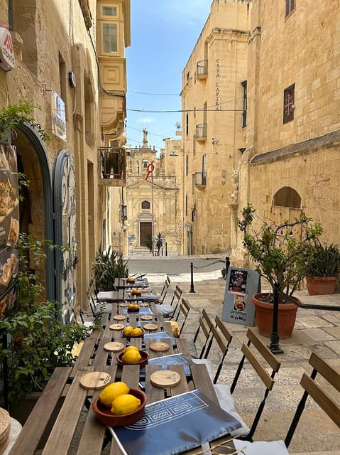An Unforgettable Lunch Experience at Koccio Valletta - The 2-Hour Flow: From Arrival to Dessert and Then a Valletta Stroll