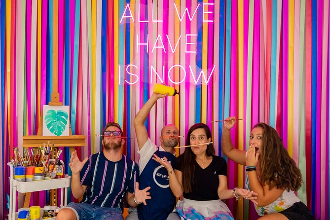 Art Experience with Wine - Meeting point in Sliema: simple logistics, same start and finish