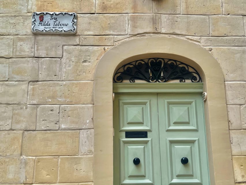 Birgu: 3 Cities Walking Tour With Inquisitors Palace Entry - Pace, Group Size, and What It Feels Like