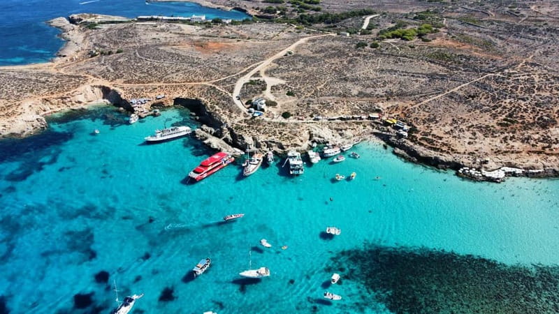 Comino Blue Lagoon & Crystal Lagoon - 3 Bay Cruise - A 3-bay Comino cruise that actually leaves room to breathe