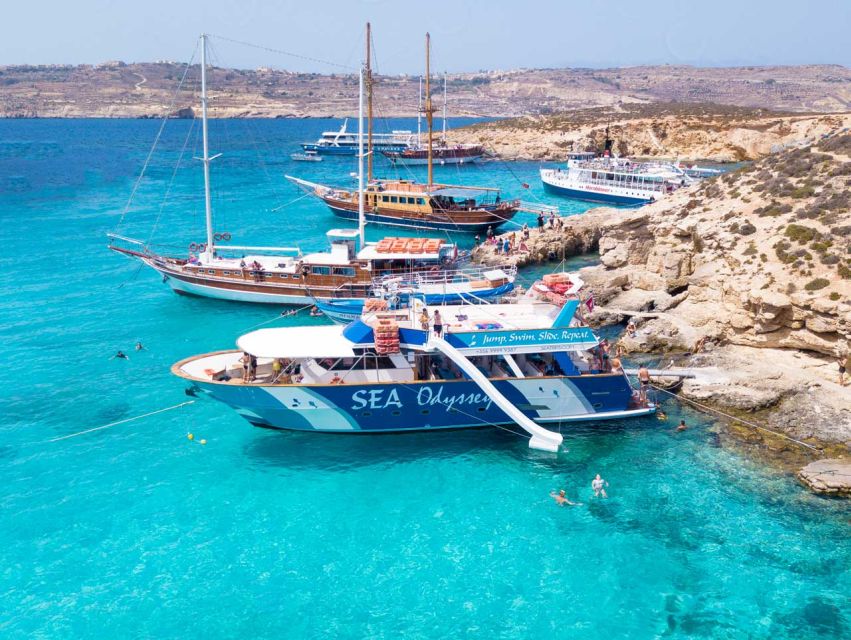 Comino: Blue Lagoon, Crystal Lagoon, and Seacaves Tour - What I love most, the swimming feel and the onboard extras