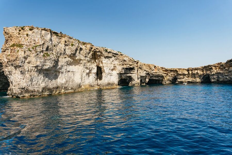 Comino: Blue Lagoon, Crystal Lagoon, and Seacaves Tour - Food and drinks: affordable enough that you don’t feel forced off the boat