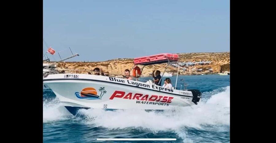 Comino Blue Lagoon Express - The included cave exploration, the part that adds real variety
