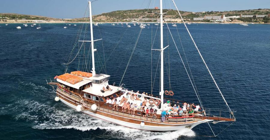 Comino Island , Blue lagoon, Crystal Lagoon & Gozo & Caves - The Caves and Rock Stops: Smuggler’s, Santa Maria, and Photo-Only Moments
