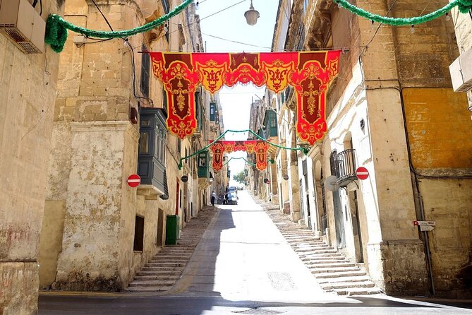Discover Valletta Private Walking Tour - Insider Tour - Meeting point and the walking “rhythm” you should expect