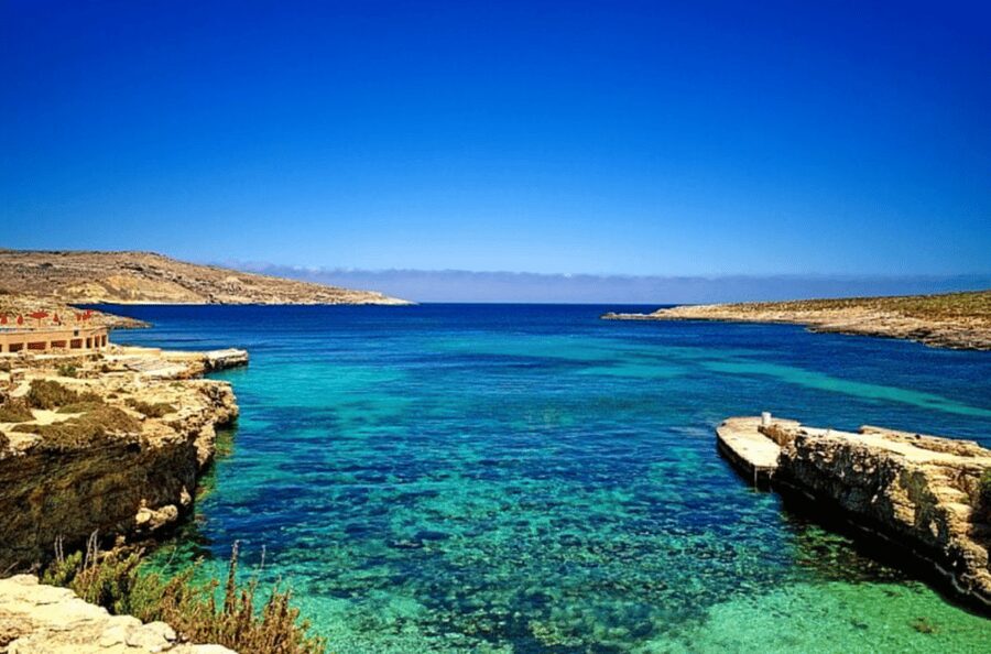 DiveSnap Underwater Sports Thrills:Lantern Point & P31 Wreck - Crystal Lagoon jump spots, from about 3 feet to 90 feet