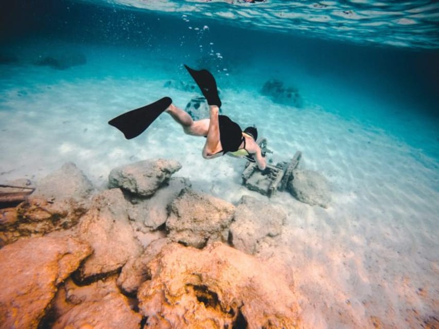 DiveSnap Underwater Sports Thrills:Lantern Point & P31 Wreck - Timing, meeting points, and how to avoid stress