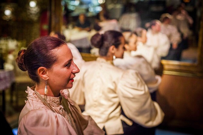 Folklore Evening Dinner Show at a Traditional Maltese Restaurant Incl. Transfers - Transfers and timing: how not to lose your group at 7:30 PM