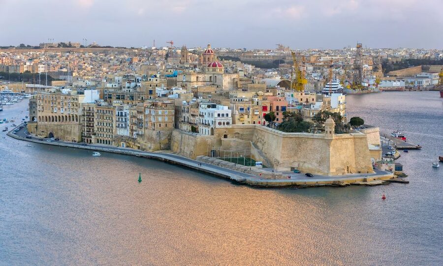From Sliema: Cruise Around Malta's Harbours & Creeks - Manoel Island, Marinas, and the Creeks That Show Real Malta