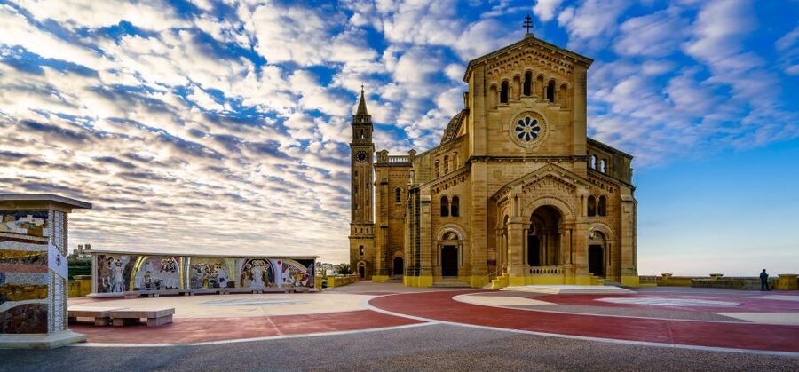 From Sliema: Gozo, Comino & The Blue Lagoon Boat & Bus Tour - Comino Caves on the Return, Plus the Boat Details That Boost Value