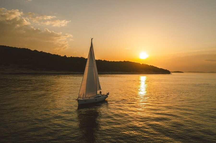 From Valletta: Romantic Sunset Cruise on a Sailing Yacht - Cruising the harbor belt: Valletta, Birgu, Senglea, and Cospicua