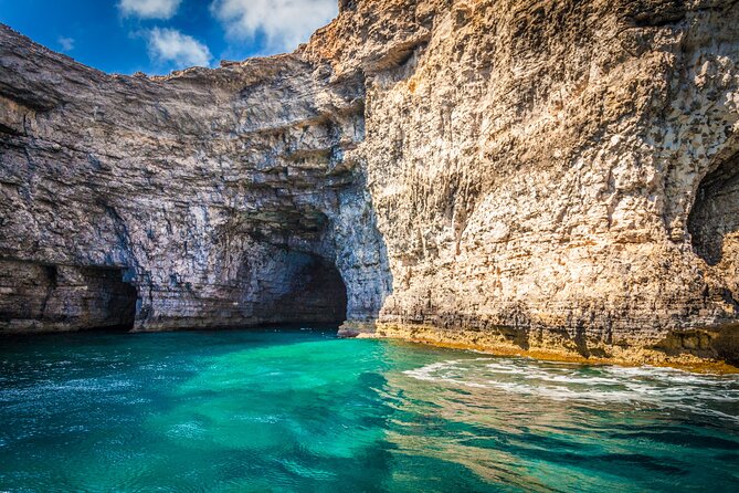 Gozo: 20 minute Comino Cave Tour + Blue Lagoon Drop off - Blue Lagoon Drop-Off: Amenities, Crowds, and How to Spend Your Time