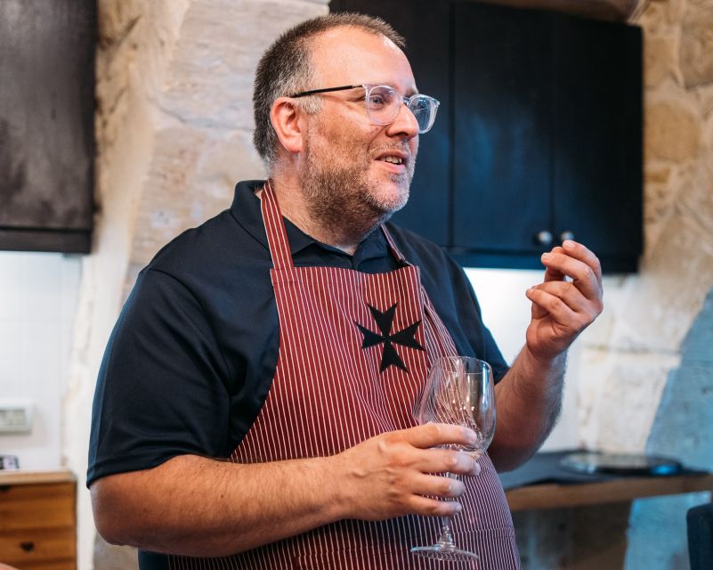 Gozo: Cooking Class and Market Visit - Where Gozo flavors start, the main square and food stalls