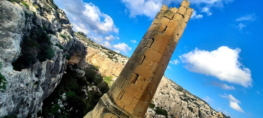 Gozo Unveiled: Guided Hiking in Gozo - South East - Starting in Victoria: how the hike sets you up fast