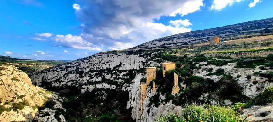 Gozo Unveiled: Guided Hiking in Gozo - South East - Cave exploration and the “Hole in the Wall” passage