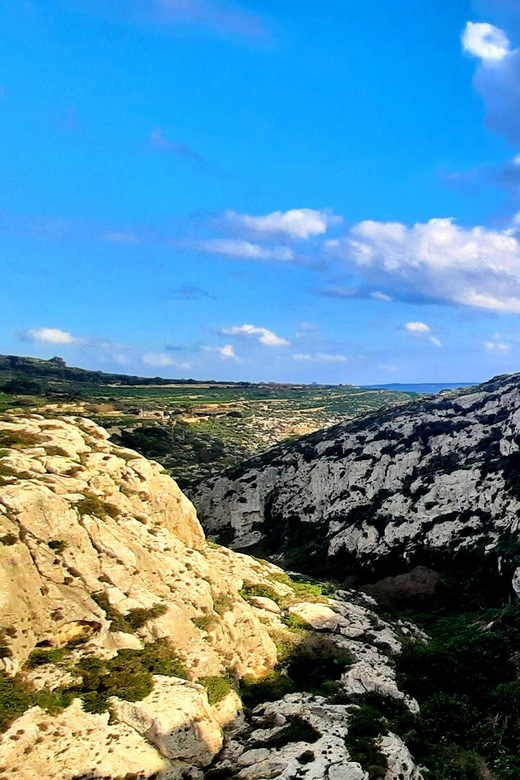 Gozo Unveiled: Guided Hiking in Gozo - South East - Mgarr ix-Xini Tower: a short climb for the photo moment