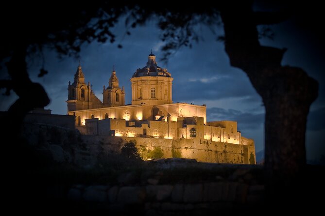Guided Night Tour of Valletta Waterfront, Mdina and Rabat - A 8:45 pm Malta night route that makes Mdina feel easy