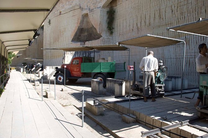 Hagar Qim temple (UNESCO) and Limestone Heritage guided tour - Limestone Heritage Park, quarry first, then prehistoric Malta