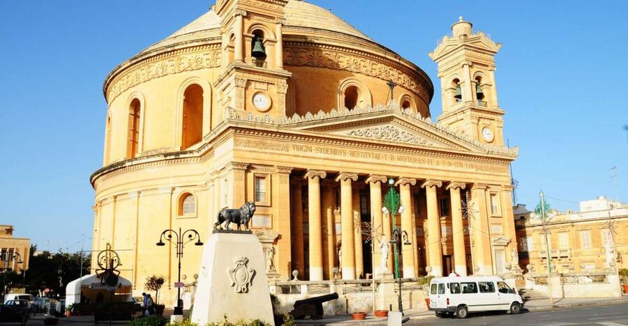 Half-Day Tour of Mosta, Ta'Qali Crafts Village & Mdina - Mosta’s Church of St. Mary: the dome you can’t ignore