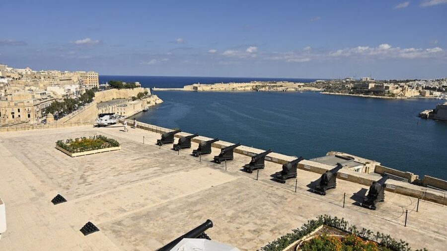 Highlights of Malta Tour:Icons and Experiences of the Island - Guides Louis and Mark: what you should look for on the day
