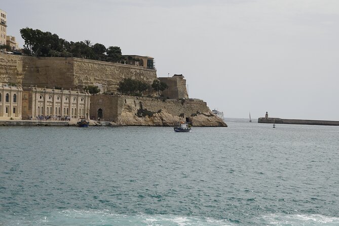 Highspeed Catamaran Crossing Between Malta and Gozo - Food and Drinks: Plan Like a Local, Not a Planner
