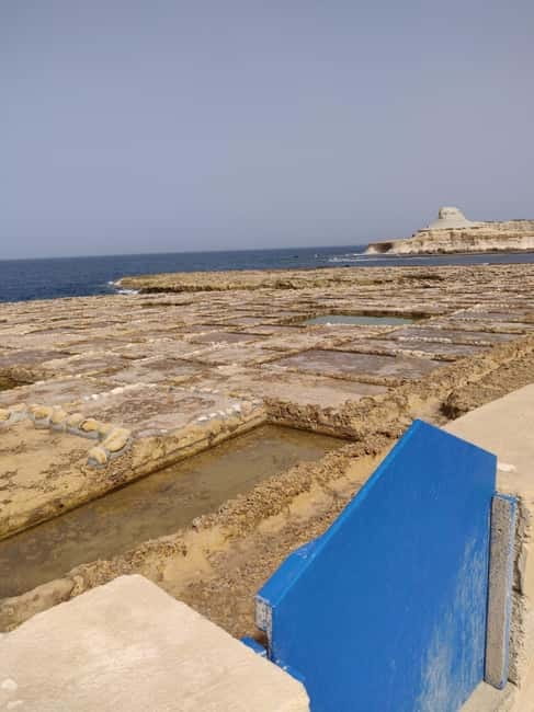 Island of Gozo: Private Tour - The role of your driver: local help with a relaxed tempo