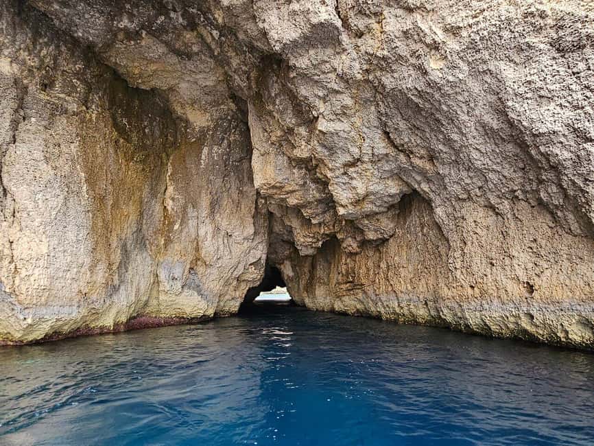 Malta: Blue Lagoon, Caves & around Comino Private Speedboat - Crystal Lagoon and Cominotto Reef: more water time, more variety