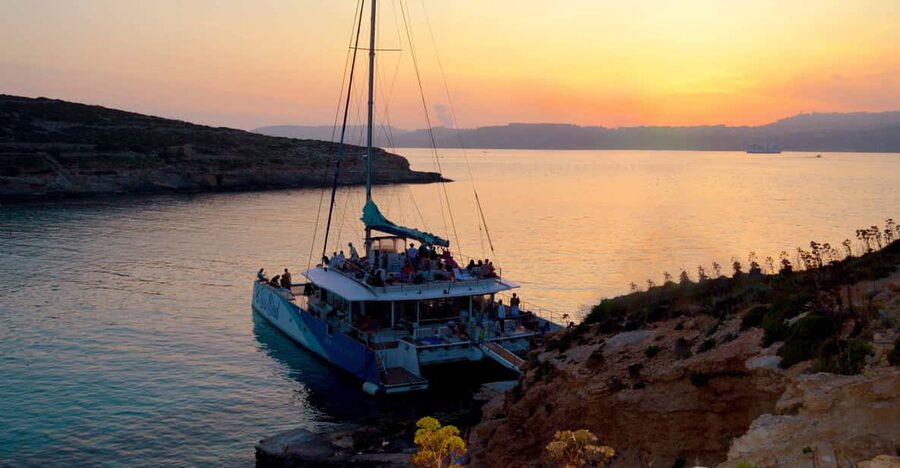 Malta: Blue Lagoon Evening Catamaran Cruise - First Swim Stop: Blue Lagoon Anchorage and Real Time in the Water