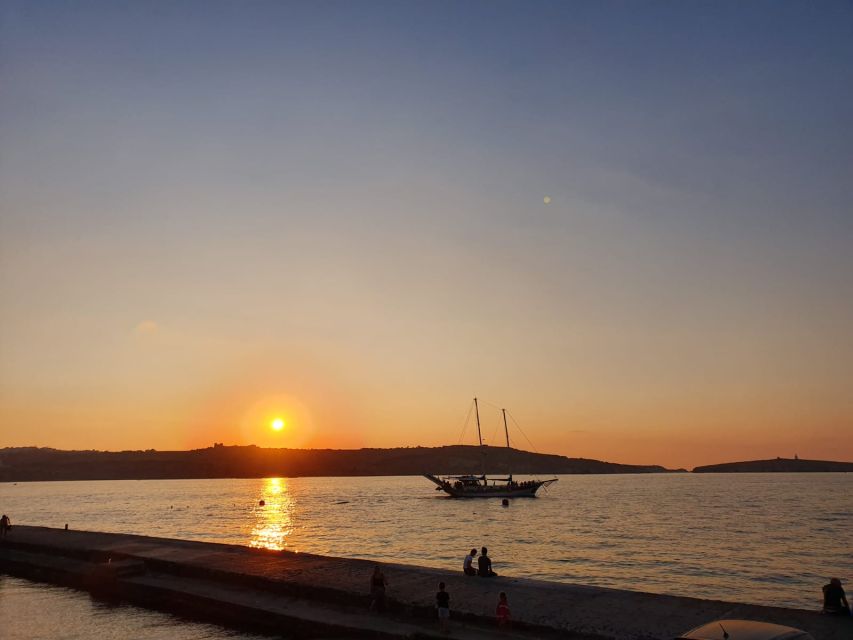 Malta: Blue Lagoon Evening Swim & Snorkel Boat Cruise - The short sightseeing cruise that sets the mood