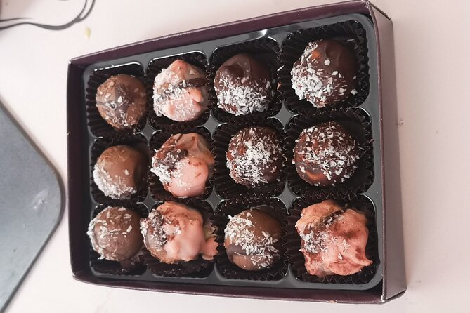 Malta Chocolate Factory Gin and Truffle Making Experience - The Truffle Workshop: Making 12 Handmade Chocolates