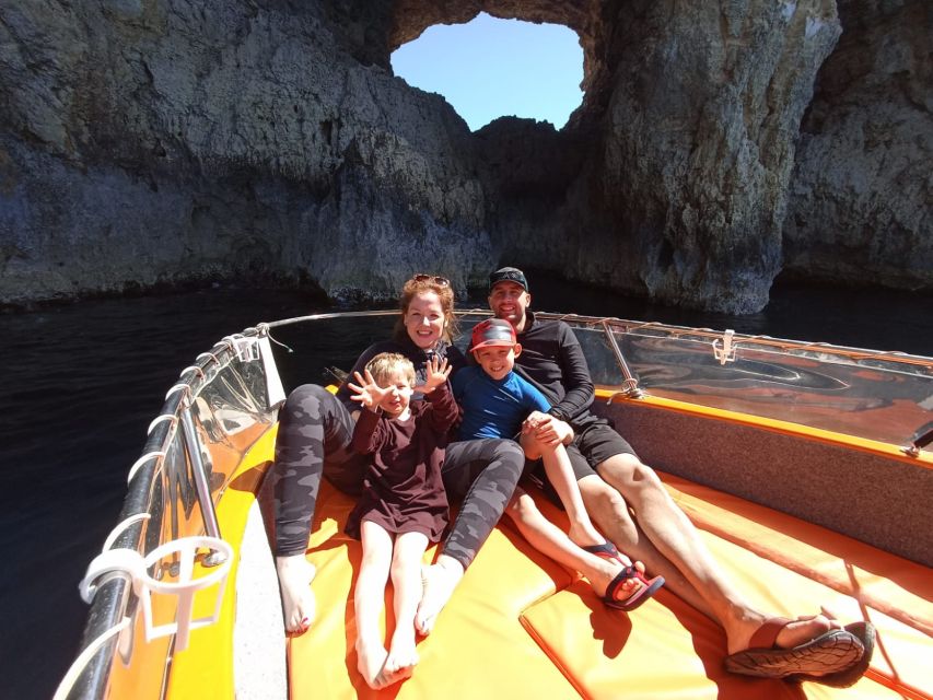 Malta: Comino, Blue lagoon, Crystal Lagoon Private Boat Tour - Blue Lagoon swimming (and snorkeling) with fewer interruptions