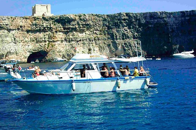 Malta: Comino Cruise and Jeep Tour with lunch and Transport - Key highlights at a glance
