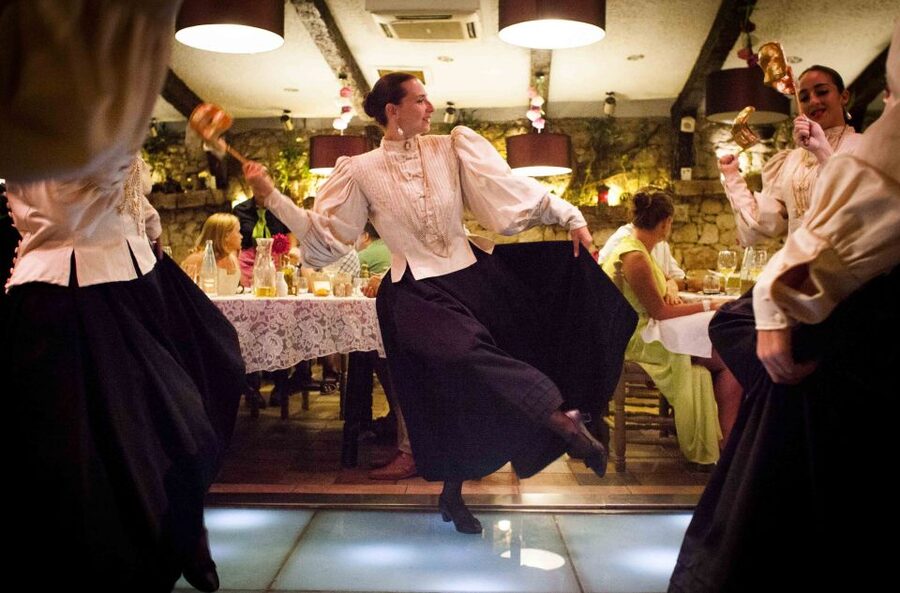 Malta: Folklore Dinner Show at a Traditional Restaurant - Hotel transfer timing: what the pickup window really means