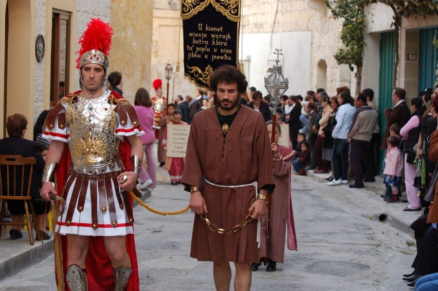 Malta: Good Friday Afternoon Procession with Transportation - The live guide narration: how to follow without getting lost