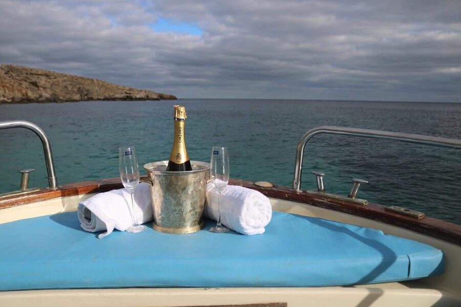Malta Gozo & Comino: Boat Tour Best Price w/inclusions 4 hrs - Blue Lagoon and Comino time on land