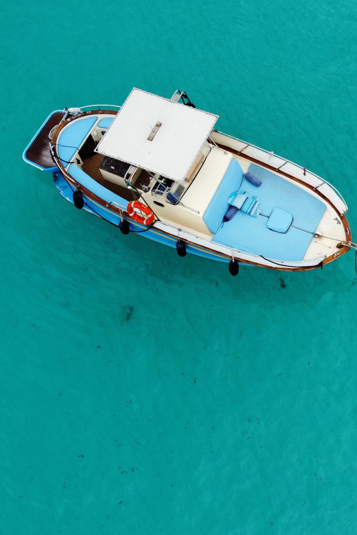 Malta Gozo & Comino: Boat Tour Best Price w/inclusions 4 hrs - Hondoq Bay on Gozo: where the day slows down for lunch and swimming