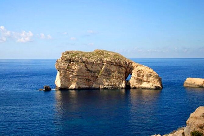 Malta: Gozo Full Day Buggy Tour with lunch and Comino Stop - The Citadel: Fortification and Siege Stories