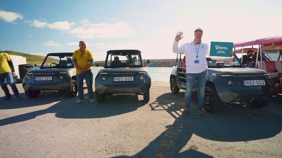 Malta: Gozo Private Chauffeured E-Jeep Tour with Ferry - Inside the e-jeep experience: open air, easy conversation, safe driving
