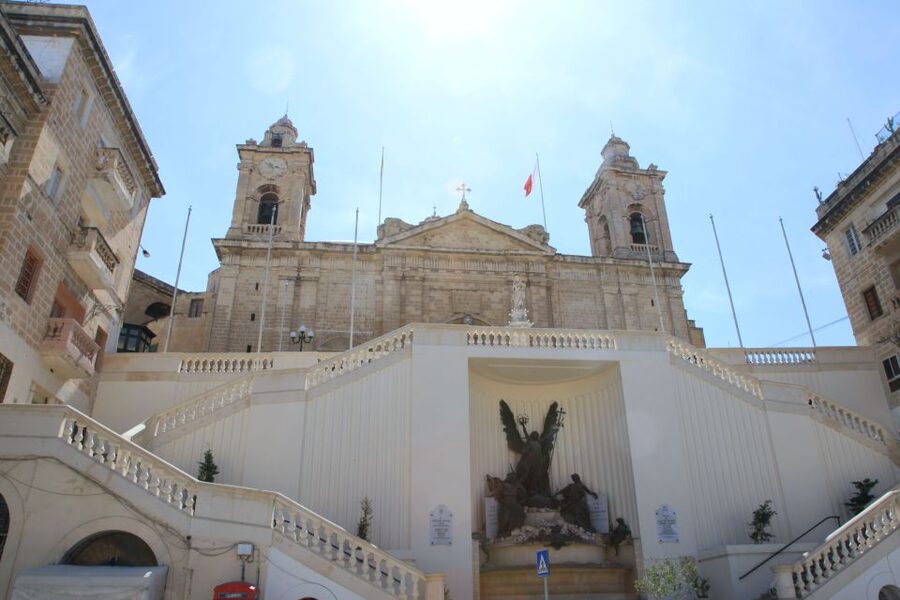 Malta Historical Tour: Valletta & The Three Cities - Il-Gardiola Gardens: why this last stop can feel like a reset