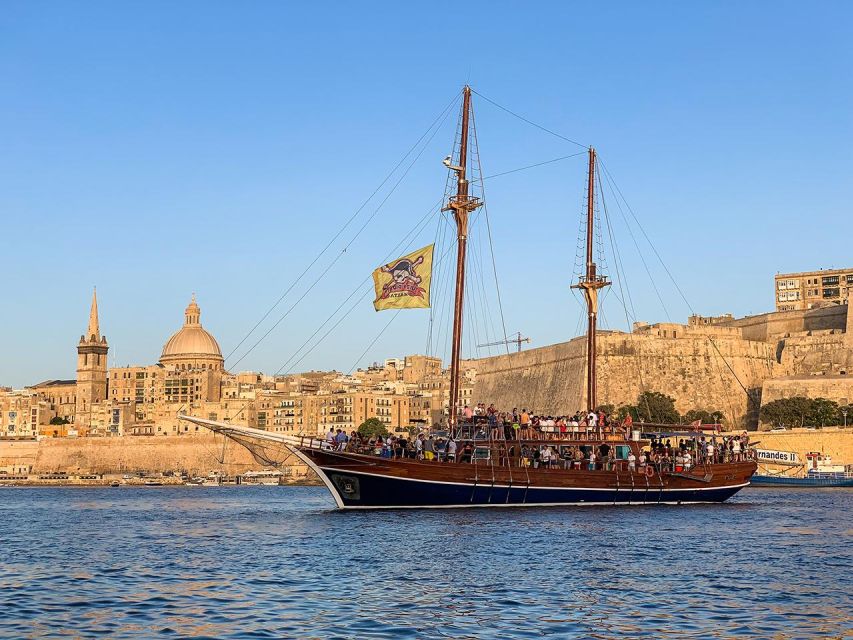 Malta: Lazy Pirate Boat Party with Drinks & Food - Snacks and Fruit: Enough to Keep You Comfortable