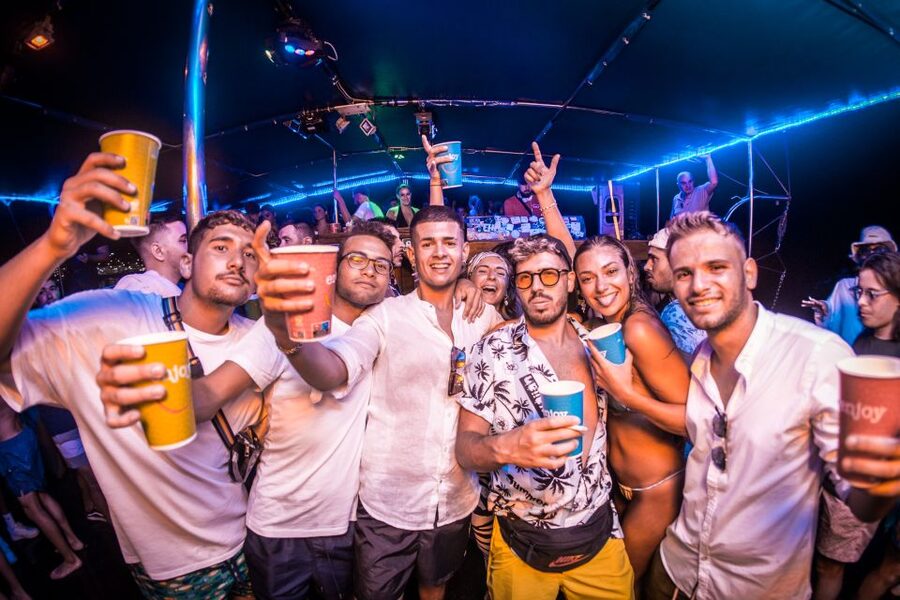Malta: Lazy Pirate Boat Party with Drinks & Food - DJ Music and Party Energy: Fun, Loud, and Social