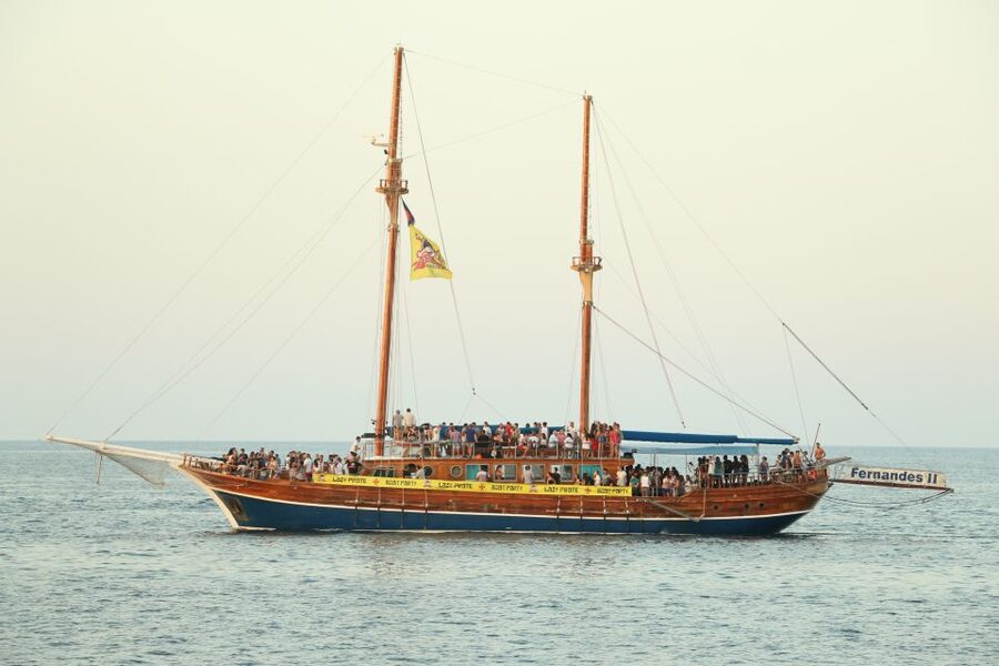Malta: Lazy Pirate Boat Party with Drinks & Food - The Boat Ride Itself: From Sunset Cruise to Midnight Return