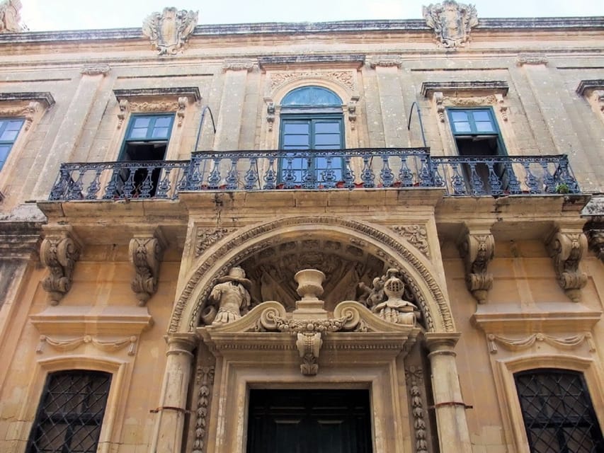 Malta: Mdina and Rabat Walking Tour with Catacombs - Bastion wall panoramas: where to pause for views (and why they matter)
