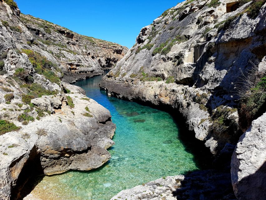 Malta: Private Boat Charter to Blue-Lagoon, Gozo & Comino - Key things that make this charter worth your attention
