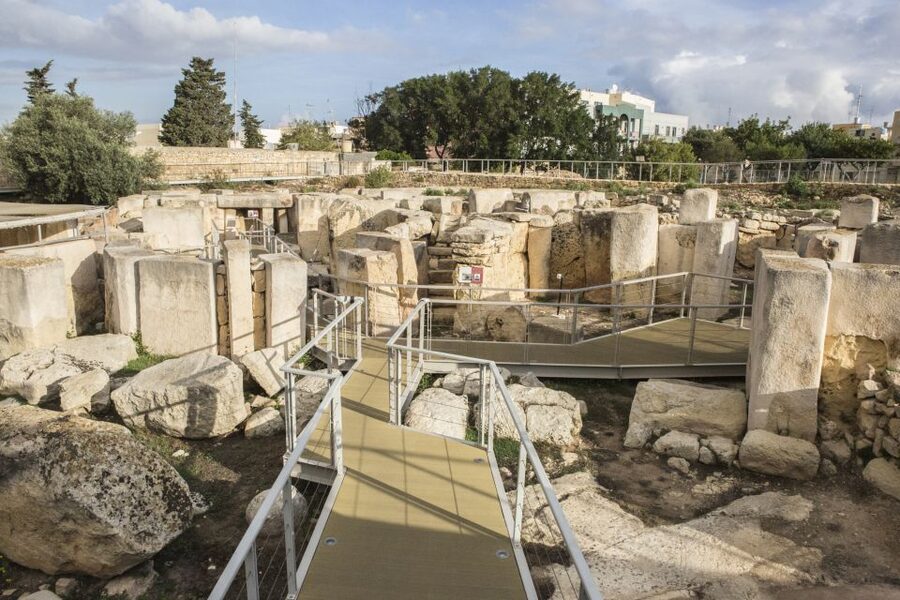 Malta: Private Half-Day Archeological Sites Tour - Tarxien Temple: 3,000 B.C. sanctuaries and the carvings you can actually spot