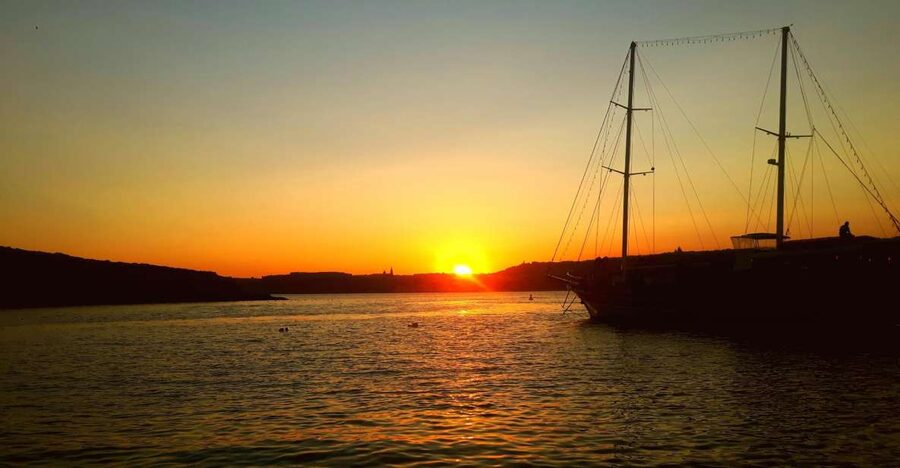Malta: Private Sunset Boat Trip to Comino and Blue Lagoon - Key things to know before you go