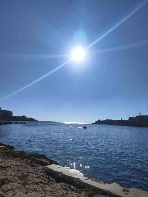 Malta: Private Yoga class close the Sea - Private Vinyasa with Martina, built for your body