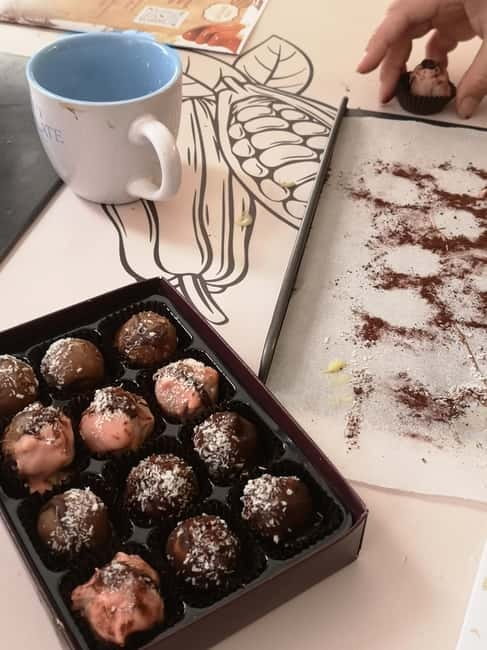 Malta: Truffle Making Master Class - A one-hour format that stays fun, not rushed
