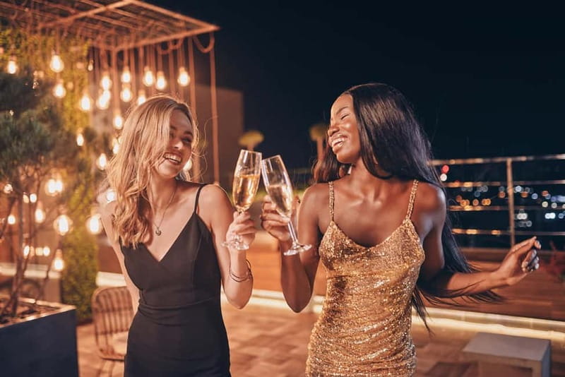Malta: Ultimate Girls' Night Out - Sunset Cocktail with a View: The Best Kind of First Stop